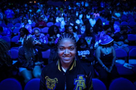 tagreuters.com2024binary_LYNXMPEKA1035-VIEWIMAGE