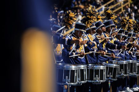 tagreuters.com2024binary_LYNXMPEKA1038-VIEWIMAGE