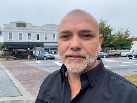 tagreuters.com2024binary_LYNXMPEKA30NZ-VIEWIMAGE