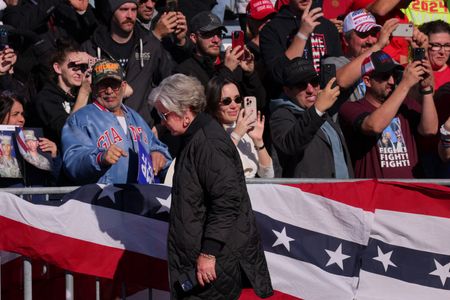 tagreuters.com2024binary_LYNXMPEKAA0NG-VIEWIMAGE