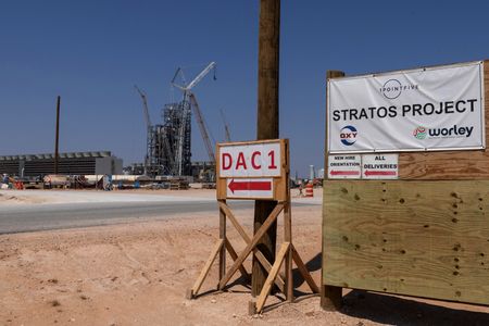 tagreuters.com2024binary_LYNXMPEKBC0E0-VIEWIMAGE