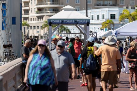 tagreuters.com2024binary_LYNXMPEKBU0DZ-VIEWIMAGE