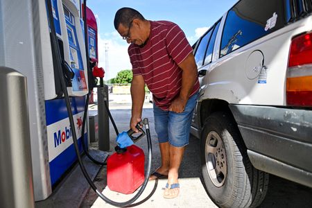 tagreuters.com2024binary_LYNXMPEKBU0E1-VIEWIMAGE