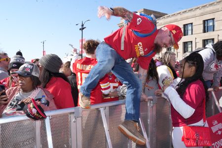 tagreuters.com2024binary_LYNXNPEK1D0YG-VIEWIMAGE