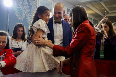 tagreuters.com2024binary_LYNXNPEK1O06N-VIEWIMAGE