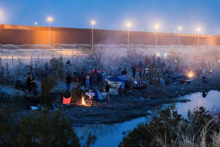 tagreuters.com2024binary_LYNXNPEK2J04F-VIEWIMAGE