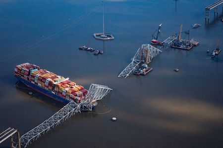 tagreuters.com2024binary_LYNXNPEK340BY-VIEWIMAGE