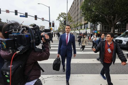 tagreuters.com2024binary_LYNXNPEK3B0U5-VIEWIMAGE