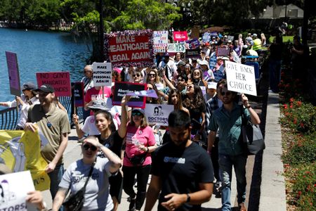 tagreuters.com2024binary_LYNXNPEK3C08N-VIEWIMAGE