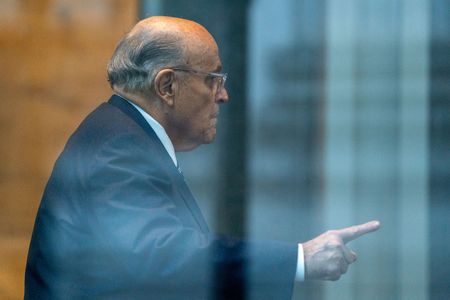 tagreuters.com2025binary_LYNXMPEL020H9-VIEWIMAGE