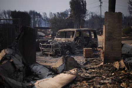 tagreuters.com2025binary_LYNXMPEL070UN-VIEWIMAGE