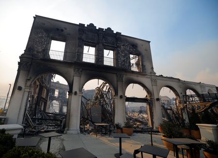 tagreuters.com2025binary_LYNXMPEL070Y6-VIEWIMAGE