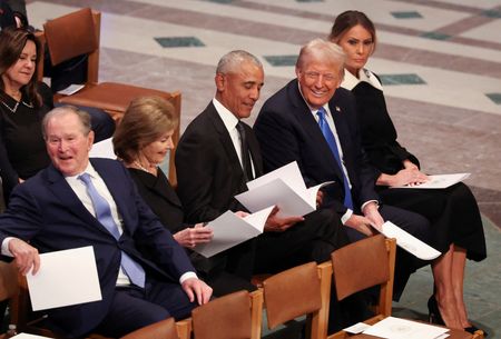 tagreuters.com2025binary_LYNXMPEL080R1-VIEWIMAGE