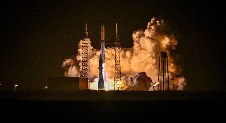 tagreuters.com2025binary_LYNXMPEL0F08R-VIEWIMAGE