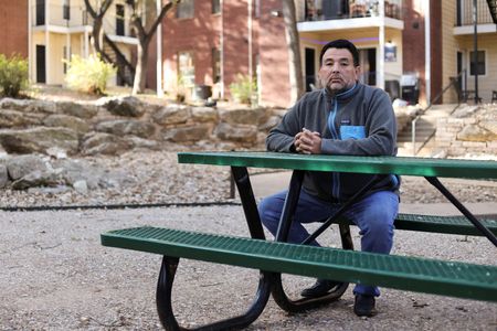 tagreuters.com2025binary_LYNXMPEL0F0E2-VIEWIMAGE