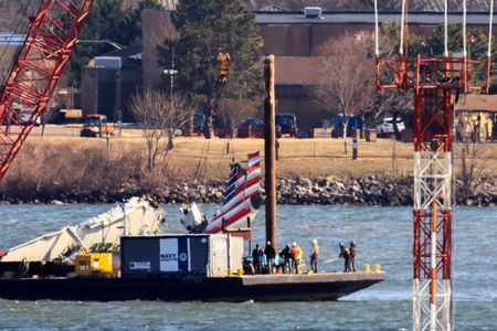 tagreuters.com2025binary_LYNXMPEL130RD-VIEWIMAGE