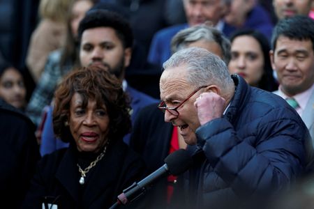 tagreuters.com2025binary_LYNXMPEL1400R-VIEWIMAGE