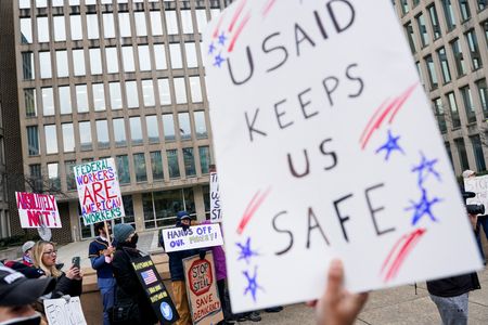 tagreuters.com2025binary_LYNXMPEL140OH-VIEWIMAGE