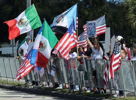 tagreuters.com2025binary_LYNXMPEL1709D-VIEWIMAGE