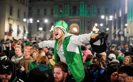 tagreuters.com2025binary_LYNXMPEL1905C-VIEWIMAGE