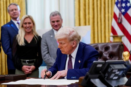 tagreuters.com2025binary_LYNXMPEL1C0ZD-VIEWIMAGE