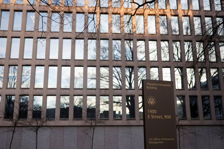 tagreuters.com2025binary_LYNXMPEL1C11V-VIEWIMAGE