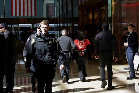 tagreuters.com2025binary_LYNXMPEL2C0WF-VIEWIMAGE