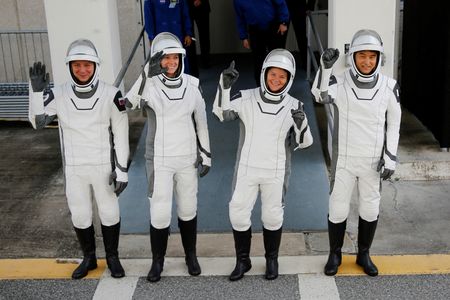 tagreuters.com2025binary_LYNXMPEL2D11V-VIEWIMAGE