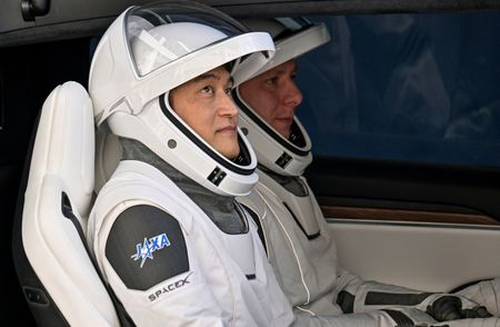 tagreuters.com2025binary_LYNXMPEL2D11X-VIEWIMAGE