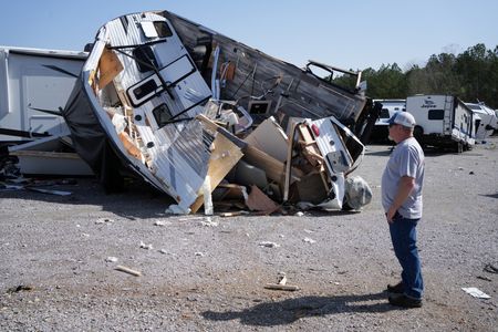 tagreuters.com2025binary_LYNXMPEL2G02H-VIEWIMAGE