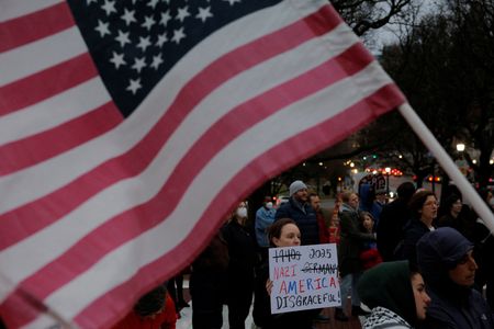 tagreuters.com2025binary_LYNXMPEL2G0X5-VIEWIMAGE