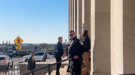 tagreuters.com2025binary_LYNXMPEL2K0PP-VIEWIMAGE