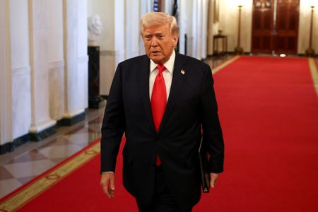 tagreuters.com2025binary_LYNXMPEL3E135-VIEWIMAGE