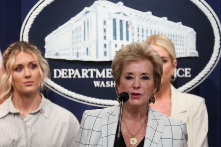 tagreuters.com2025binary_LYNXMPEL3F0KJ-VIEWIMAGE