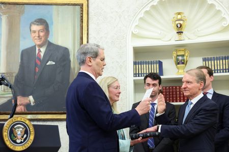 tagreuters.com2025binary_LYNXMPEL3L142-VIEWIMAGE