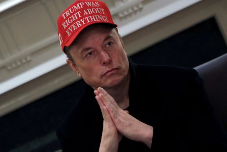 tagreuters.com2025binary_LYNXMPEL3L15T-VIEWIMAGE