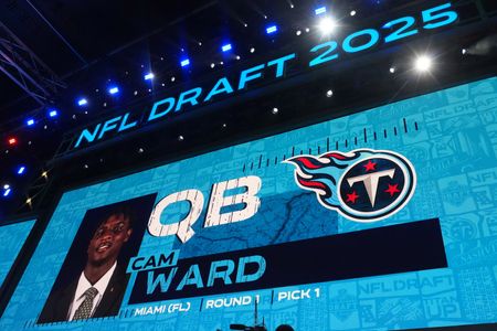 tagreuters.com2025binary_LYNXMPEL3O00H-VIEWIMAGE