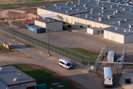 tagreuters.com2025binary_LYNXMPEL3O01B-VIEWIMAGE