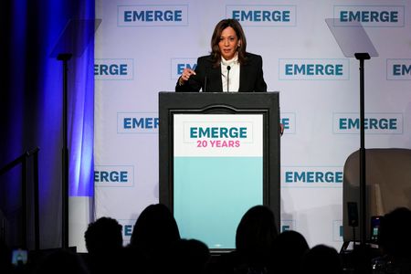 tagreuters.com2025binary_LYNXMPEL401DQ-VIEWIMAGE