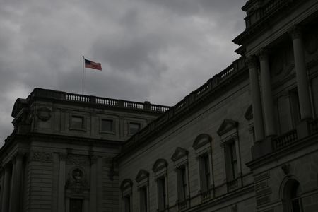 tagreuters.com2025binary_LYNXMPEL4801P-VIEWIMAGE