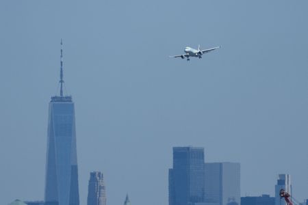 tagreuters.com2025binary_LYNXMPEL4B00D-VIEWIMAGE