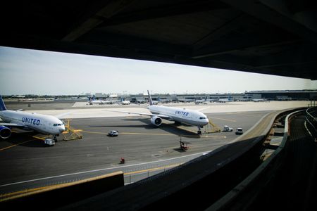 tagreuters.com2025binary_LYNXMPEL4B0WO-VIEWIMAGE