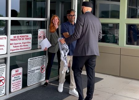 tagreuters.com2025binary_LYNXMPEL4D153-VIEWIMAGE