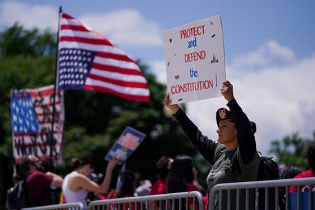 tagreuters.com2025binary_LYNXMPEL4E138-VIEWIMAGE