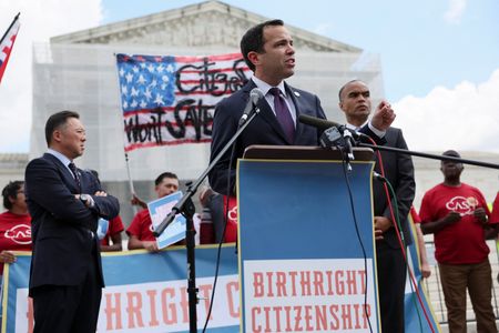 tagreuters.com2025binary_LYNXMPEL4E13A-VIEWIMAGE