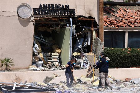 tagreuters.com2025binary_LYNXMPEL4I01L-VIEWIMAGE