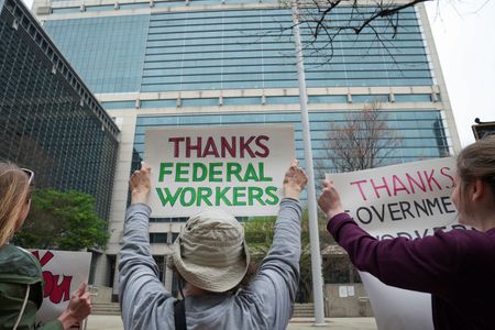 tagreuters.com2025binary_LYNXMPEL4L0JP-VIEWIMAGE