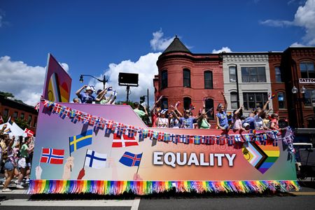 tagreuters.com2025binary_LYNXMPEL560B9-VIEWIMAGE