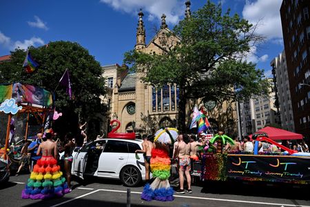 tagreuters.com2025binary_LYNXMPEL560BB-VIEWIMAGE