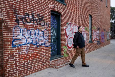 tagreuters.com2025binary_LYNXMPEL59008-VIEWIMAGE